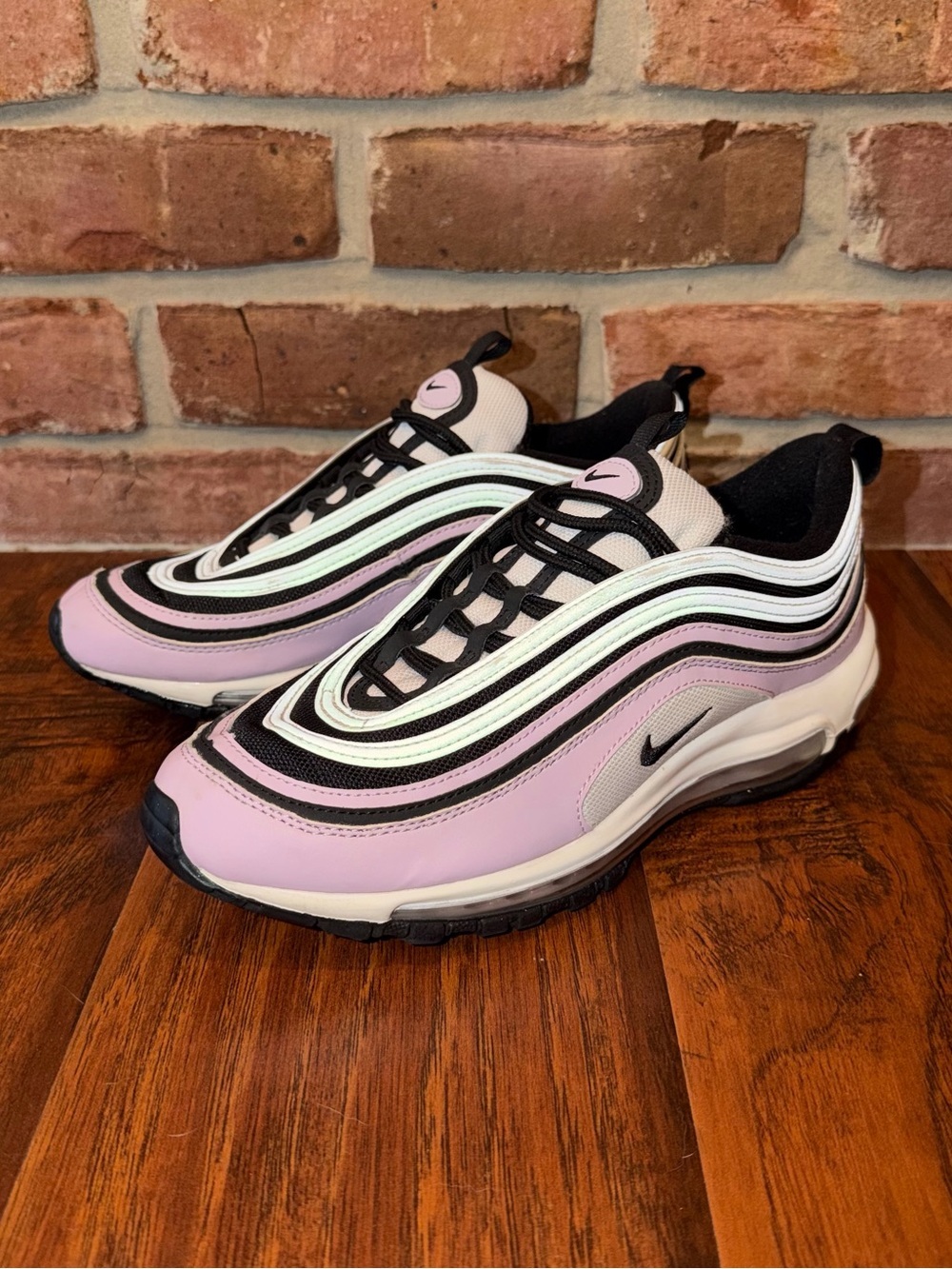 Nike Air Max 97 Iced Lilac Kids Size 7Y / Women’s Size 9 👟